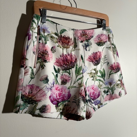 Ted Baker London Floral Shorts - Picture 2 of 7